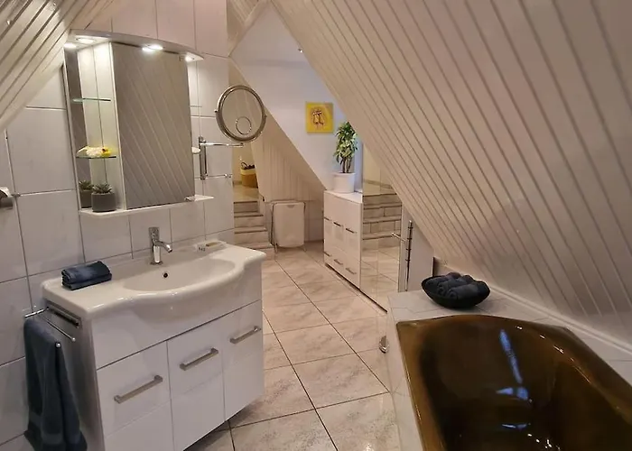 Stadtnahe Familienvilla Вилла Oersdorf